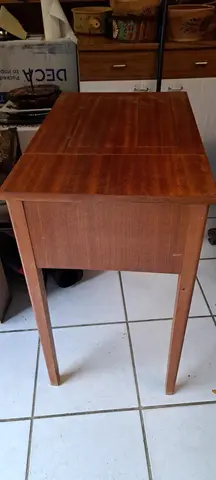 table pour machine a coudre