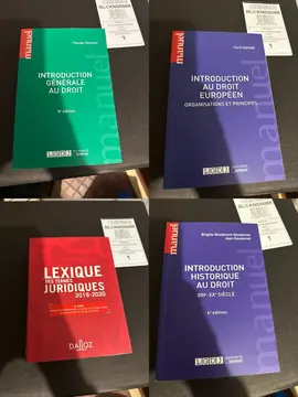 Divers livre de droit en bon état