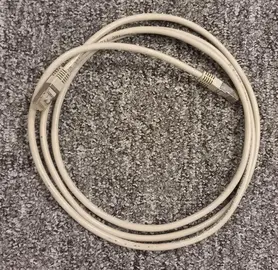 Câble Ethernet (RJ45) 2,5 mètres