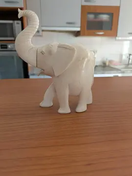 Petit éléphant