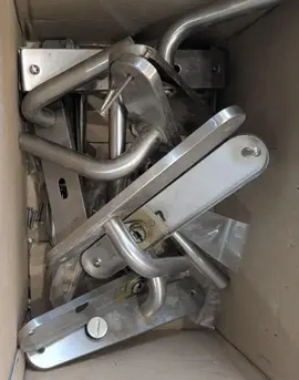 5 paires de poignéees de porte inox