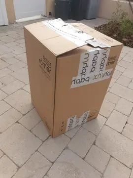 carton 44×44 cm hauteur 69 cm