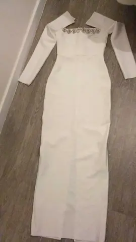 robe fete longue et manche longue taille s