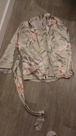 chemise ceinture satine fleur