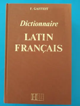 Dictionnaire Latin Français