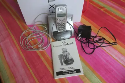 Téléphone sans fil LEXIBOOK DP 300F (Modèle de 2003) non fonctionnel