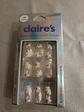 Faux ongles ClaireS