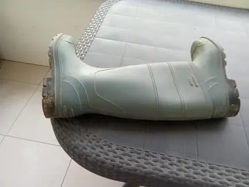 botte pointure 41 et chariot