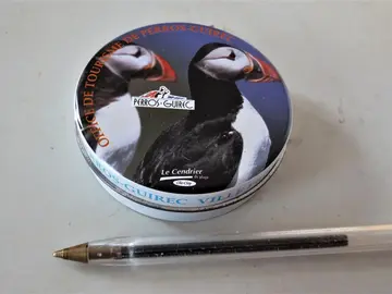 PETIT CENDRIER DE PLAGE PERROS GUIREC