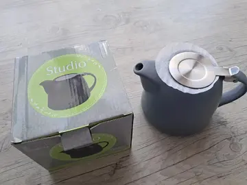 Théière céramique neuve 0.9L