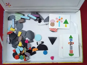 jeu avec figure à reproduire