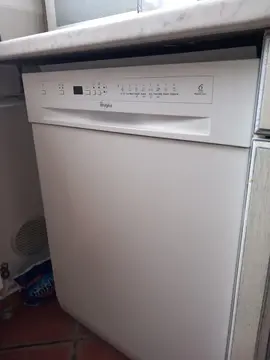 Lave-vaisselle WHIRLPOOL