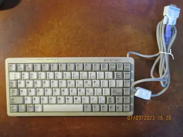 clavier pc miniature ps2 cherry