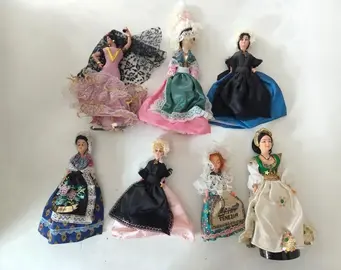 Lot poupées de collection