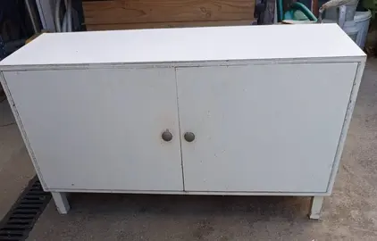 Meuble de rangement pour garage, cave...