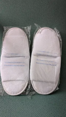 Pantoufles hôtel neuves