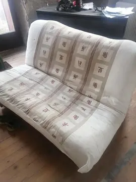 Canapé convertible en futon