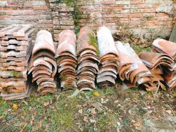 tuiles marseillaises et tuiles canal