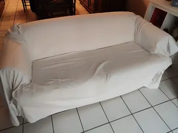 canapé IKEA, 28 ans mais toujours confortable !