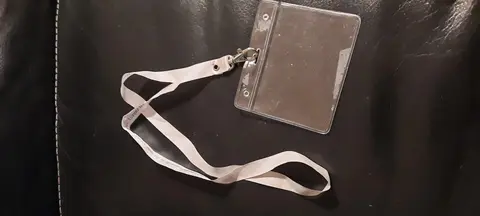 lanière de cou avec porte étiquette