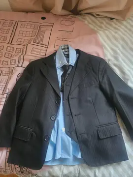 costume complet 6 ans neuf