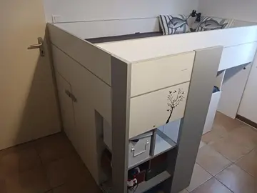 lit surélevé avec rangement