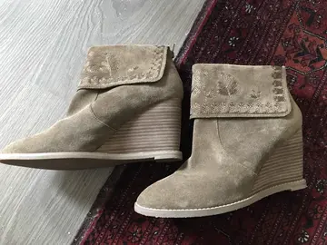 Bottines daim marron Pointure 40