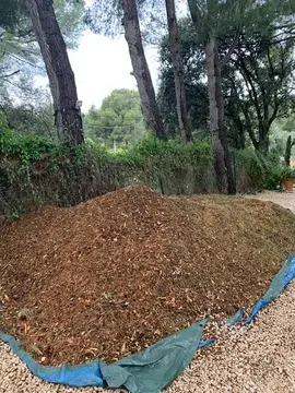 donne a Cassis broyat pour vos espaces verts