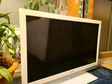 tv grundig 32" blanche