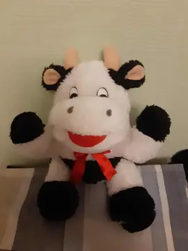 Peluche avec pied abîmé