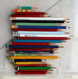 lot de crayons de papier