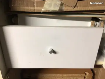 tiroirs et porte de meuble ikea