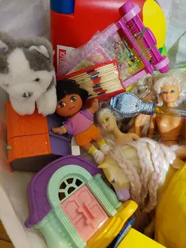 Lot de jouets divers