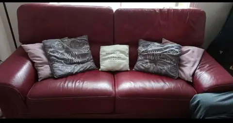 canapé bordeaux, 3/4 places