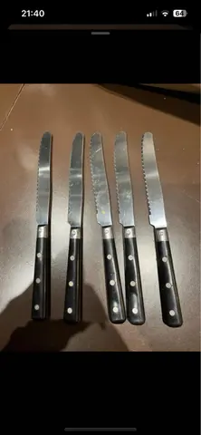 5 couteaux