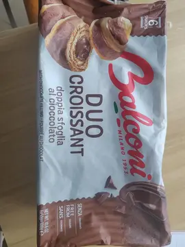 Croissant fourré au chocolat