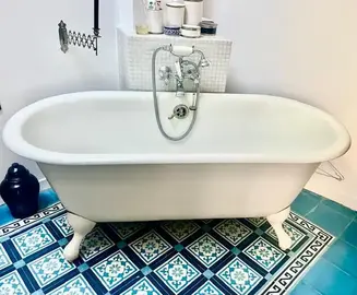 Baignoire sur pieds en fonte