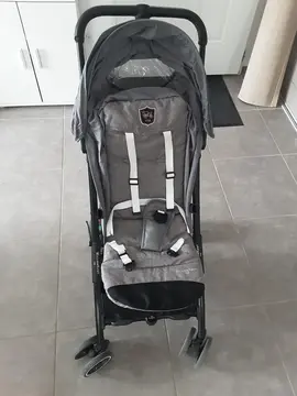 Poussette canne William Kent - à réparer