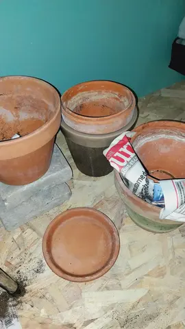 pots