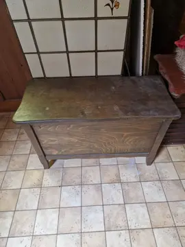 Coffre en bois