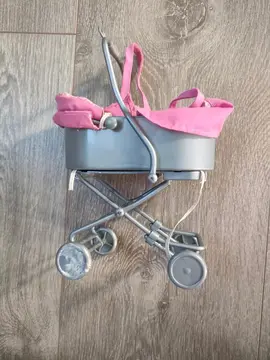 landeau pour poupée