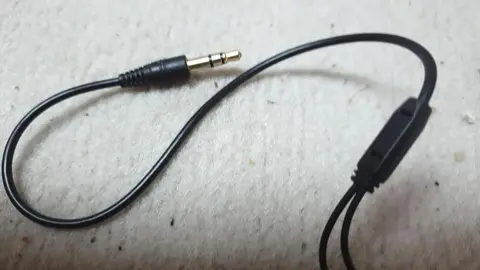 Petits écouteurs d'oreilles