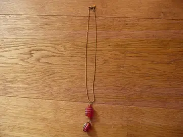 Collier rouge/orangé