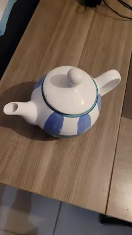 donne petite théière