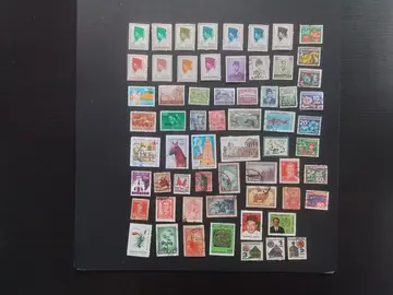 soixantaine timbres divers pays