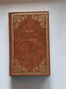 Livre classique relié Balzac - "Les Chouans"