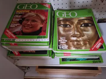 Lot de 35 revues GEO Années 85-90