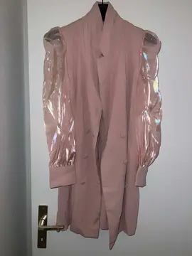 Manteau/Blazer Rose Poudré à Manches Organza sans la ceinture xs