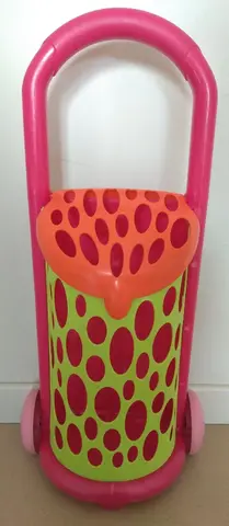 Jouet caddy pour la dinette