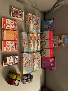 donne pleins de jouets Mac Donald